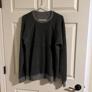 ALO Mens sweater with pockets